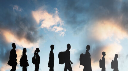 सन् २०२३ ३ लाख ४० हजार नेपालीले छोडे नेपाल