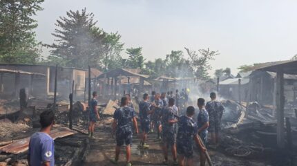सप्तरीमा आगलागीले दलित बस्तीका २४ घर जले, १२ परिवारको बिचल्ली