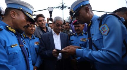 सवारी चलाउँदा अब बोक्नु पर्दैन लाइन्सेन्स कार्ड, चिट पनि डिजिटल