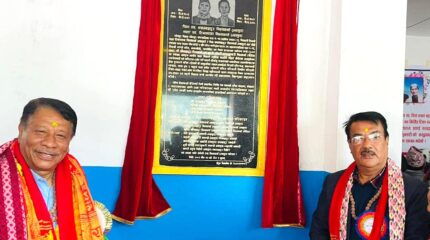 कांग्रेस नेता विश्वकर्माले निजी लगानीमा सामुदायिक स्वास्थ्य इकाई भवन निर्माण गरे