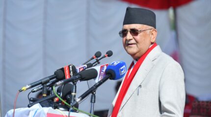 देशमा आतंक छ, शान्तिको पक्षमा उभिएकोमा सरकार रिसाएको छ : ओली
