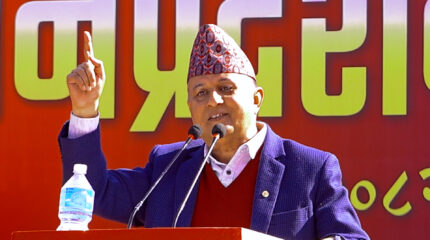 सरकार मुलुकलाई थप संकटमा पुर्‍याउन अग्रसर छ : महासचिव पोखरेल