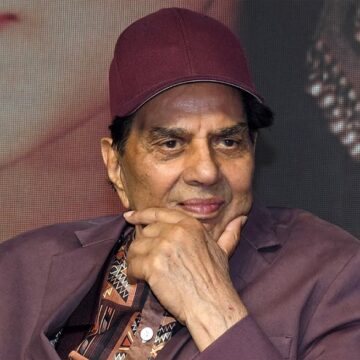 बलिउड अभिनेता धर्मेन्द्रको निधन