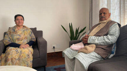 पूर्वराष्ट्रपतिद्वय यादव र भण्डारीबीच भेटवार्ता