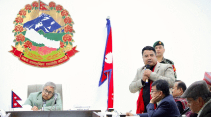 प्रधानमन्त्रीलाई एमाले सचिव बस्नेतको प्रश्न- चुनाव गर्न दलले दिएनन् भन्ने भाष्य बनाउन खोजिएको हो ?