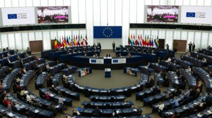 युरोपियन यूनियन द्धारा आप्रवासन नीतिमा कडाइः ‘फिर्ता केन्द्र’ खोल्ने योजना