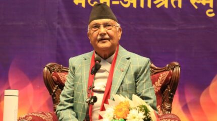 ‘बाख्रा र कुखुराको मोर्चावन्दीले बाघको मुकाविला गर्न सकिन्न’