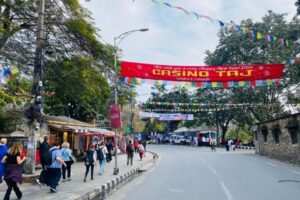 नयाँ वर्षको स्वागतमा व्यग्र पोखरा