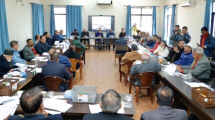 कांग्रेस कार्य सम्पादन बैठक : राष्ट्रिय सभामा गठबन्धन गर्ने, विशेष महाधिवेशनबारे मौन