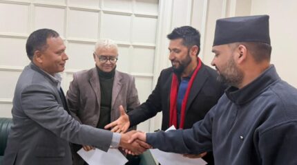 रास्वपा र उज्यालो नेपाल पार्टीबीचको एकता संकट